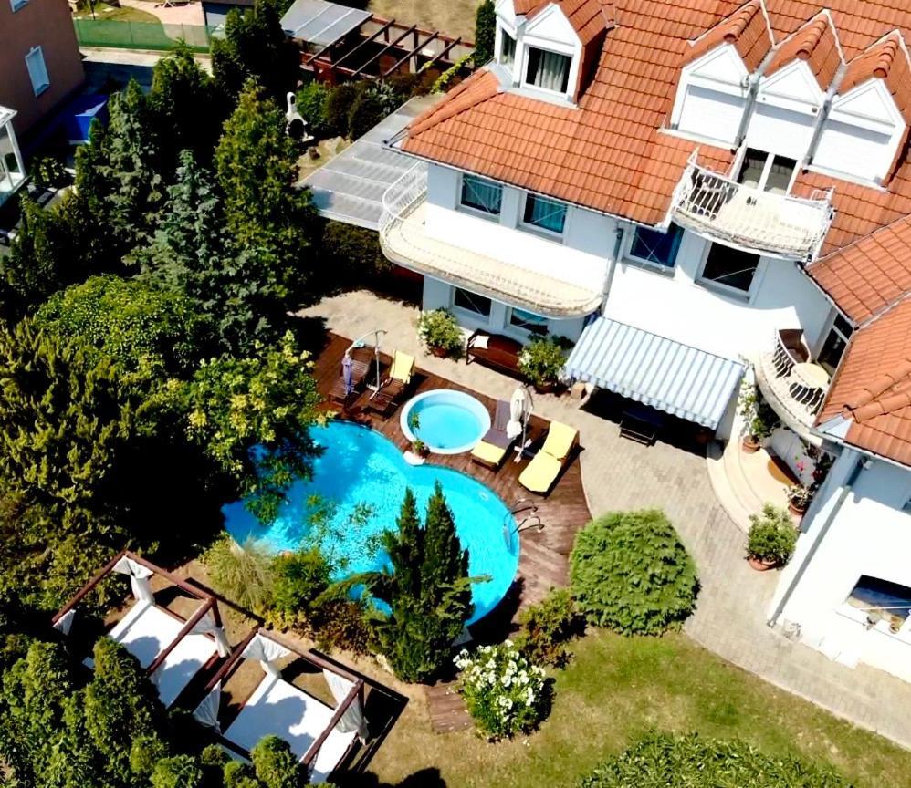 Hotel Szent Kristof Panzio Vonyarcvashegy Exterior foto