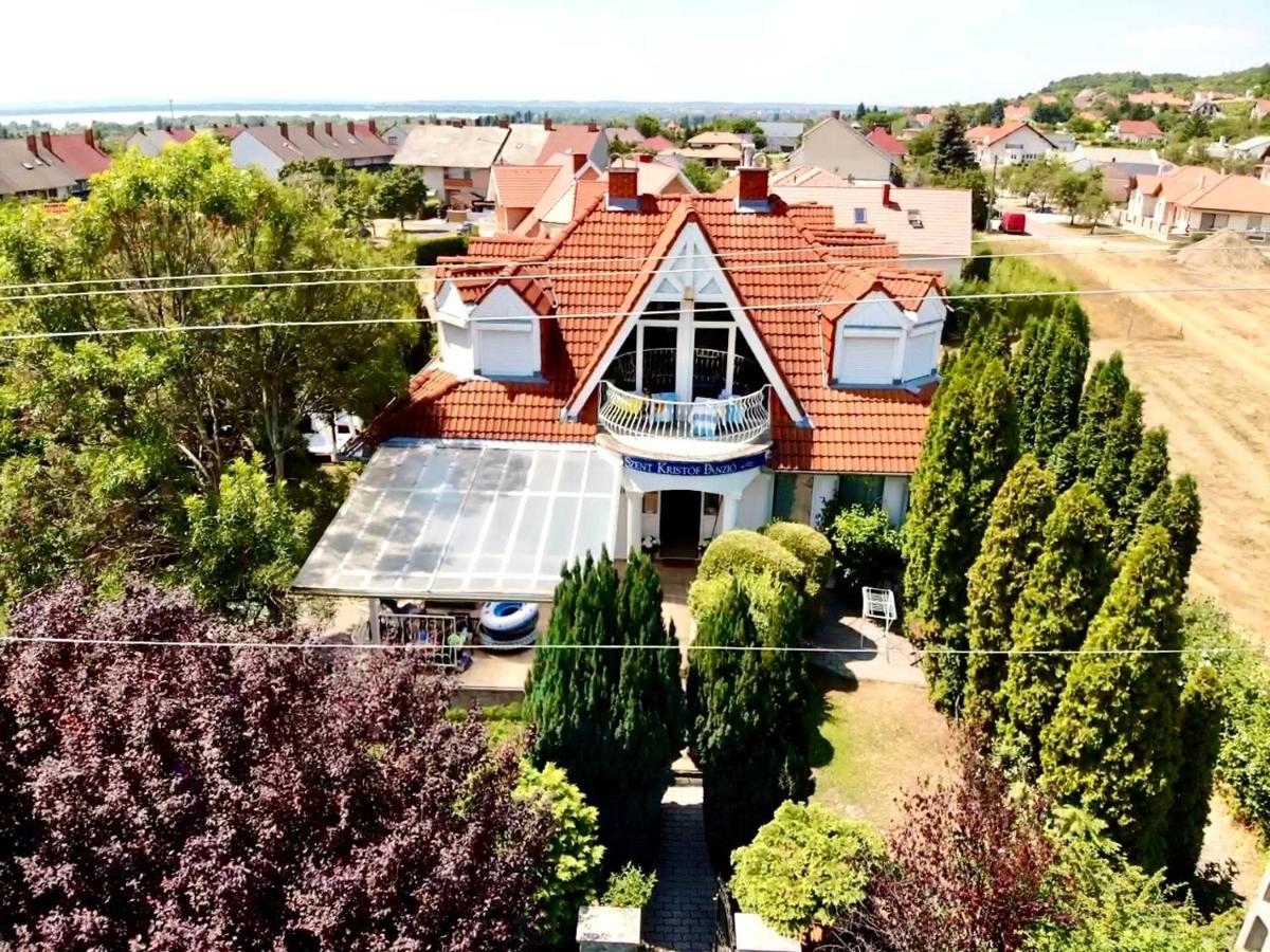 Hotel Szent Kristof Panzio Vonyarcvashegy Exterior foto